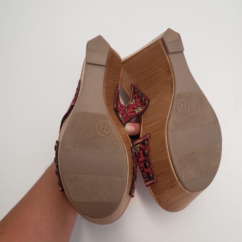 NWOT Just Fab Wedges - Picture 4 of 5